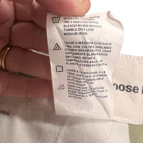 Men’s Loose Fit Dickies Shorts in khaki size 40 - Picture 8 of 8